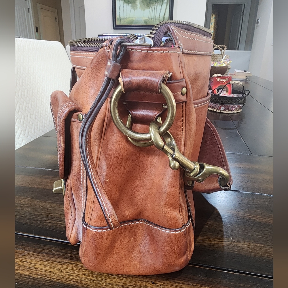 Coach Two-Tone Brown Leather Shoulder Bag - Picture 3 of 14